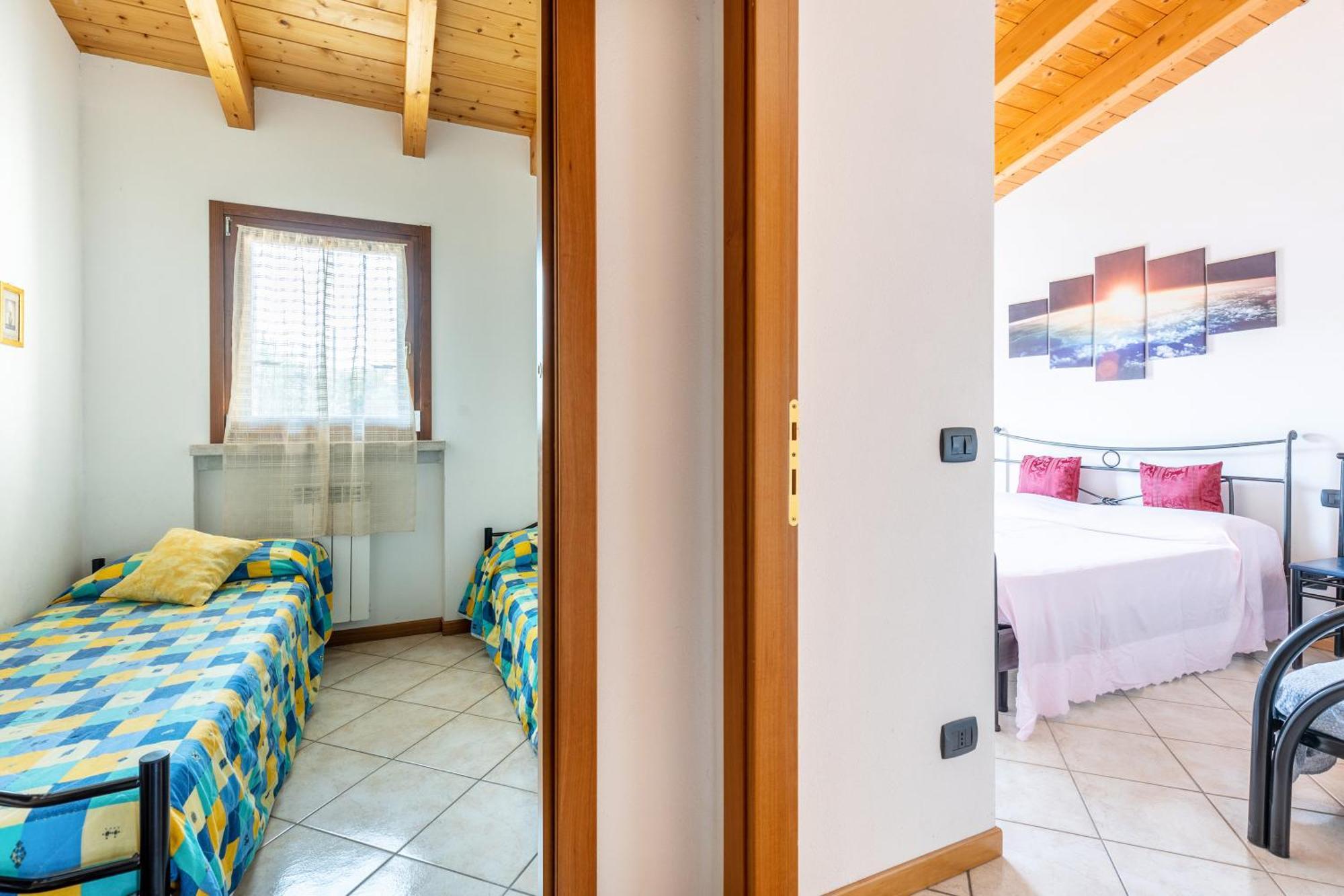 Residence La Corte Near Gardaland Кастелнуово дел Гарда Екстериор снимка